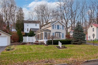 21 Maple St, Lyons, NY 14489 - photo 2