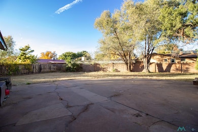 1060 Fairway Terrace, Clovis, NM 88101 - photo 3