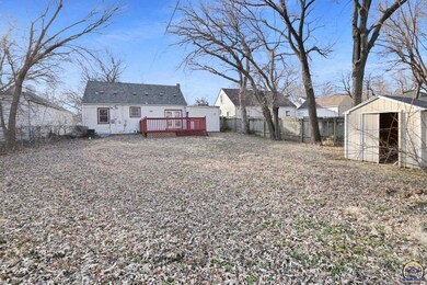624 SW Grandview Ave, Topeka, KS 66606 - photo 6
