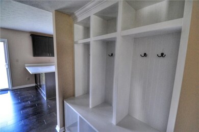 12368 Quarterback Ln, Fishers, IN 46037 - photo 7