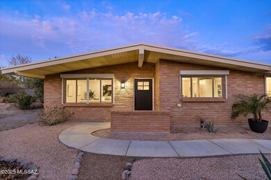 7222 N San Pasquale-1-5
