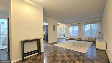 3231 Martha Custis Dr unit 849-3231, Alexandria, VA 22302 - photo 4