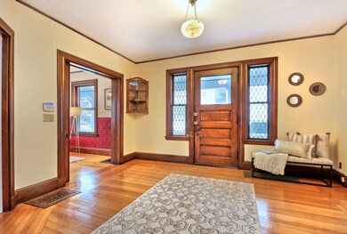 223 Aspinwall Ave, Brookline, MA 02446 - photo 5