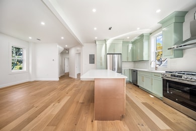 9-11 Knollin St unit 2, Malden, MA 02148 - photo 2