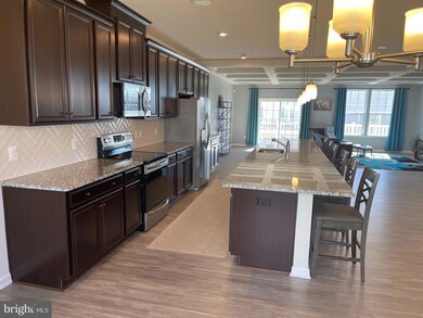 2733 Duvall Ridge Rd unit 517, Hyattsville, MD 20785 - photo 5