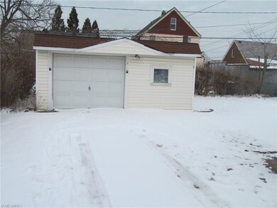 19507 Shawnee Ave, Cleveland, OH 44119 - photo 3