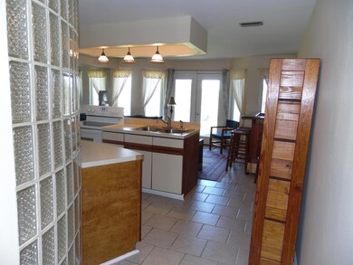 Kitchen & greatroom