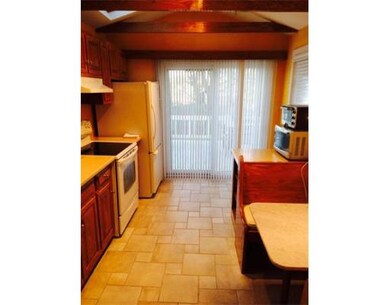 19 Rowland St unit 1, Marblehead, MA 01945 - photo 7