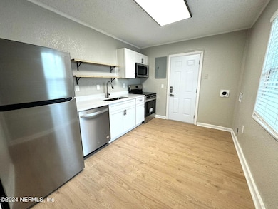 5951 Wilmar Rd W, Jacksonville, FL 32244 - photo 4