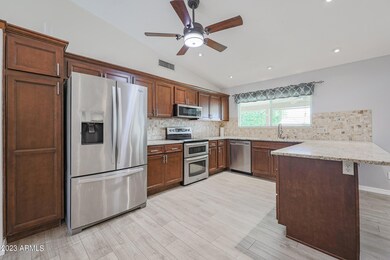 1101 E Kerry Ln, Phoenix, AZ 85024 - photo 5