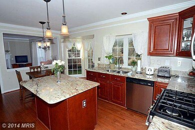 21410 Emerald Dr, Germantown, MD 20876 - photo 6