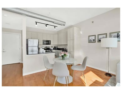 909 West Washington Condos unit 1002, Chicago, IL 60607 - photo 2