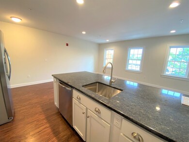 65 Central St unit 7, Georgetown, MA 01833 - photo 3