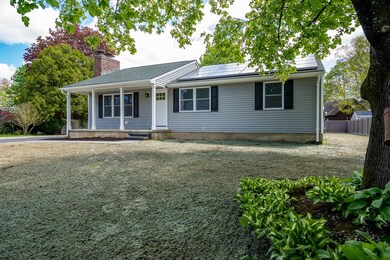 10 Hannum Brook Dr, Easthampton, MA 01027 - photo 2
