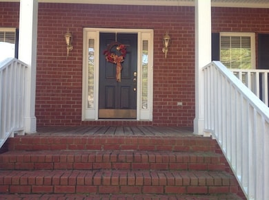 121 Hidden Lakes Dr, Gray, GA 31032 - photo 3