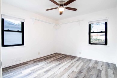 809 Glenda Dr unit B, Bedford, TX 76022 - photo 7