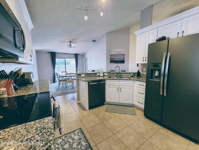 Derbyshire - Kitchen 3