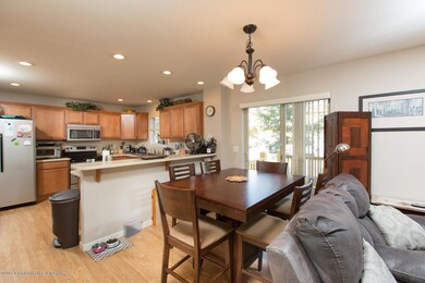 1875 Josephine Loop-2