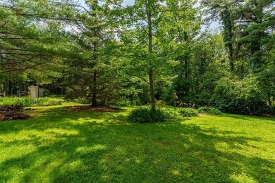 951 Franklin Rd, Fitchburg, MA 01420 - photo 5