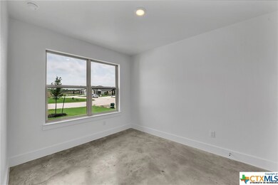 606 Campus St, Troy, TX 76579 - photo 6