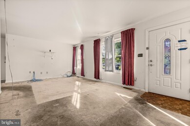 418 Patrick Ln, Herndon, VA 20170 - photo 2