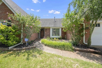 8233 Timber Creek Dr, Cordova, TN 38018 - photo 2