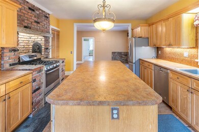 44 Lincoln Heights, Claremont, NH 03743 - photo 5