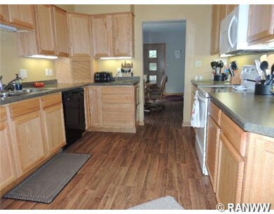 1318 11th Ave E, Menomonie, WI 54751 - photo 6