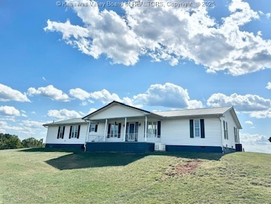 772 Fairview Ln, Given, WV 25245 - photo 2