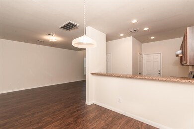 5830 Northern Oak St, Houston, TX 77016 - photo 4