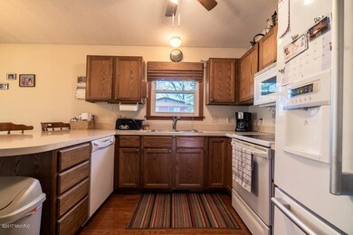 1819 Robbins Rd_008