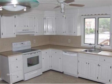 16 Douglas Dr, East Bridgewater, MA 02333 - photo 3