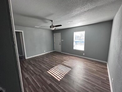 1517 W Sears St, Denison, TX 75020 - photo 3