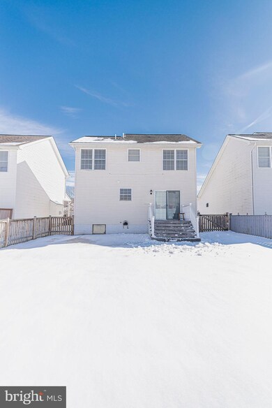 143 Peter Rabbit Dr, Ranson, WV 25438 - photo 4