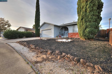 1428 Saint Frances Dr, Antioch, CA 94509 - photo 4