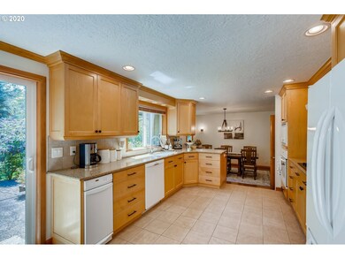 13665 SE Le Ann Ct, Boring, OR 97009 - photo 5