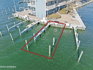 Boat Slip for 37' Boat!