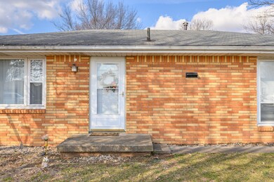 612 Collier St, Columbus, IN 47201 - photo 5