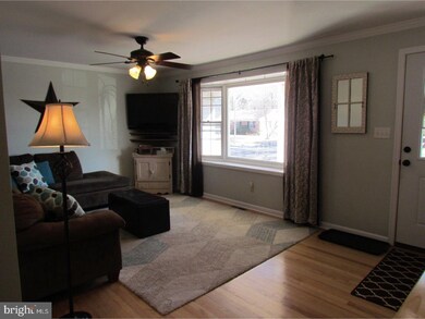 330 S 10th St, Quakertown, PA 18951 - photo 2