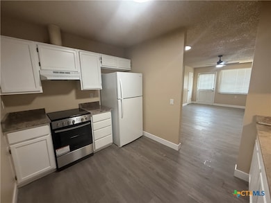 301 Rockwood Dr unit j-5, Wimberley, TX 78676 - photo 2