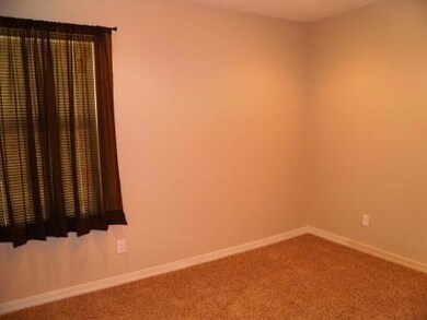 7957 Khouri Cir, El Paso, TX 79915 - photo 7