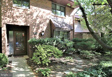 2139 Chapel Valley Ln, Lutherville Timonium, MD 21093 - photo 3