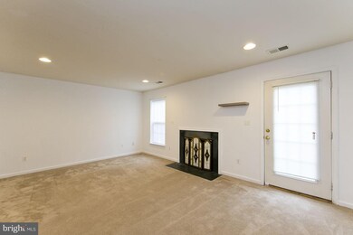 201 Hamilton Ct, Stephens City, VA 22655 - photo 4