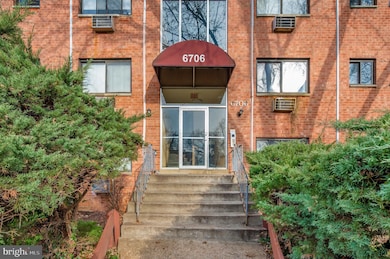 6706 James Lee St unit 350, Falls Church, VA 22042 - photo 2