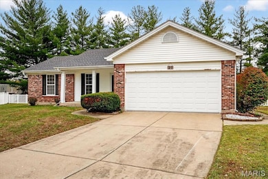 20 White Chapel Ct, O Fallon, MO 63368 - photo 2