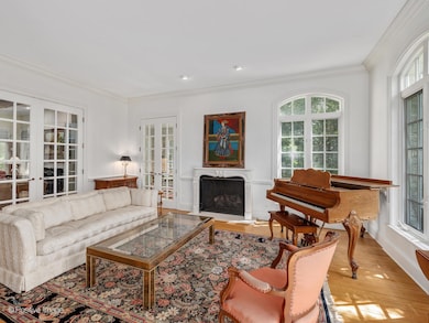 401 Glendale Ave, Oak Brook, IL 60523 - photo 4