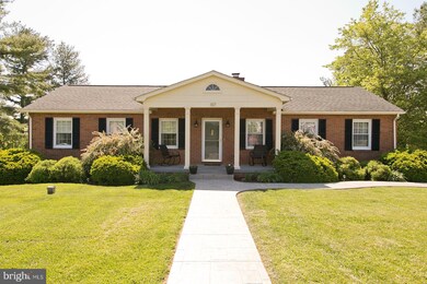 107 Sharon Dr, Winchester, VA 22602 - photo 2