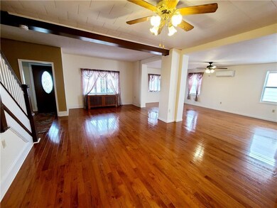 158 E Union St, Whitehall, PA 18052 - photo 5