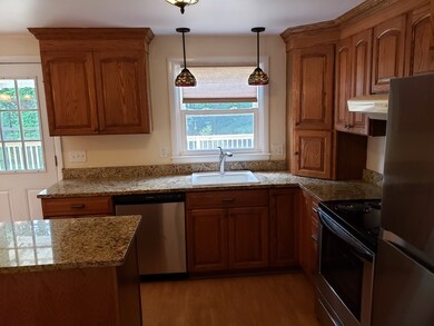 21 Bumble Bee Cir, Shrewsbury, MA 01545 - photo 5