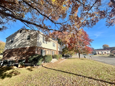 2153 Mulberry St unit 2153, 2155,2157, 215, Salem, VA 24153 - photo 7